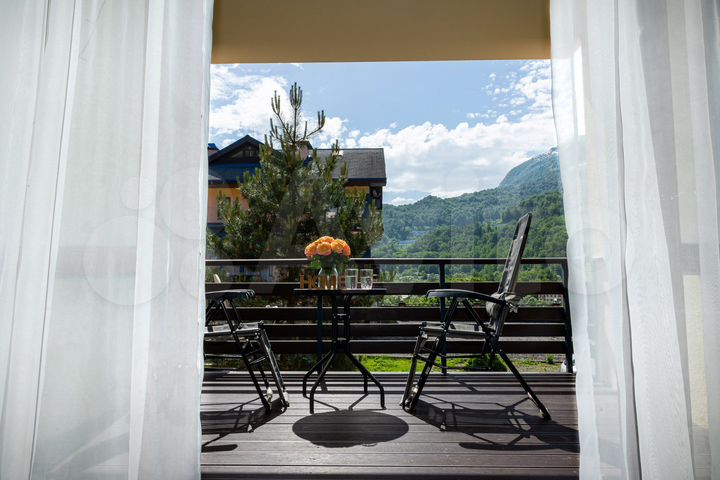 2-к. квартира, 75 м², 1/4 эт.