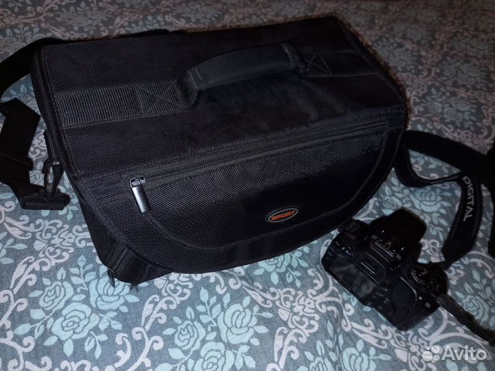 Отличный подарок фотоаппарат Canon 400d