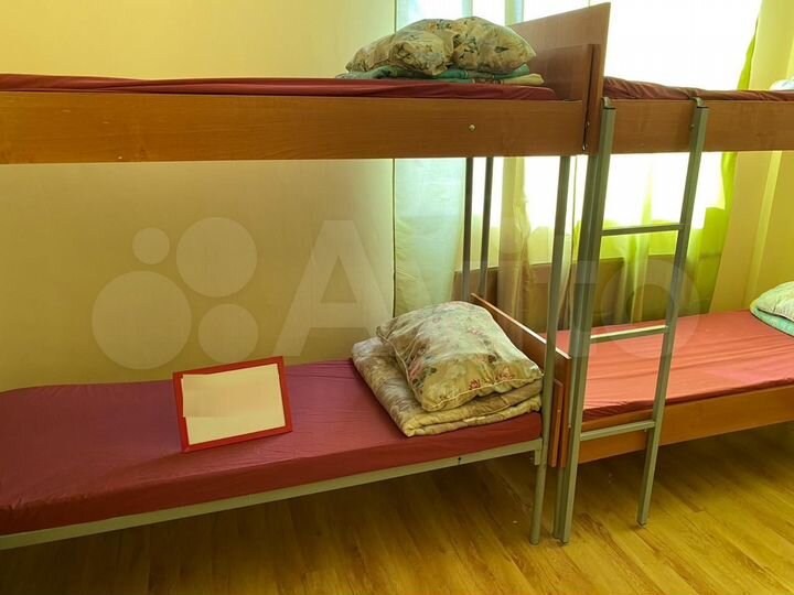 Комната 37 м², 5/5 эт.