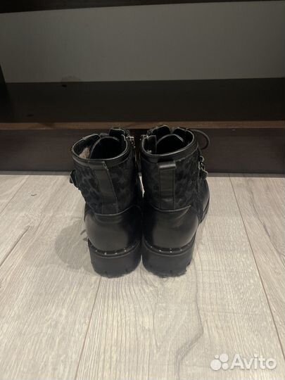 Ботинки детские 34 размер