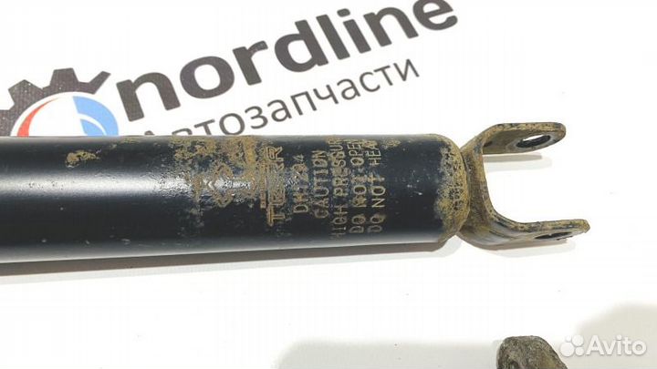 Стойка амортизатора комплект задняя Kia Ceed 1