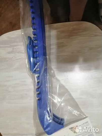 Коньки хоккейные