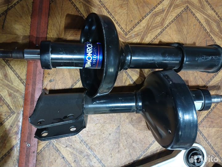 Амортизатор передний renault Clio Simbol