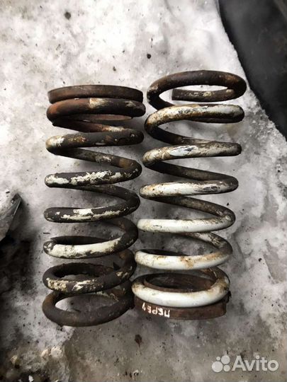 Пружины передней подвески ваз 2123 нива Шевроле