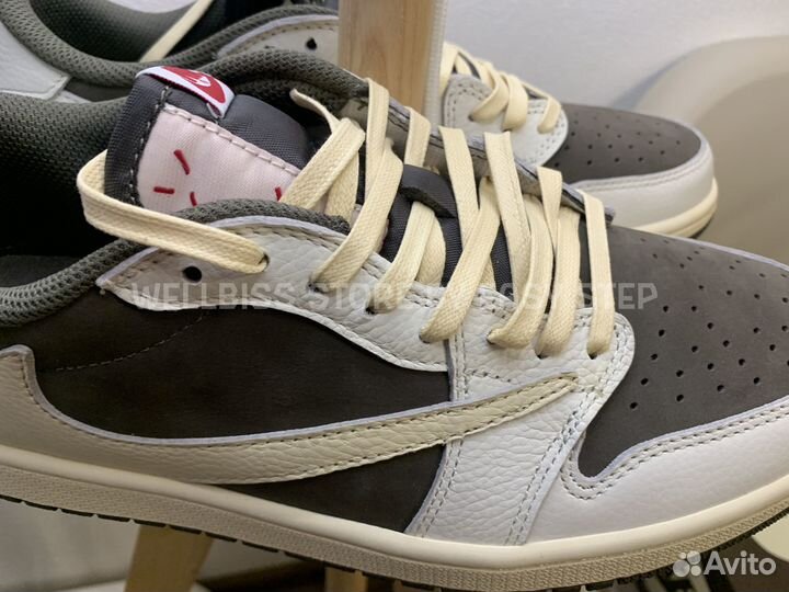 Nike Air Jordan 1 Low x Travis Scott Reverse Mocha