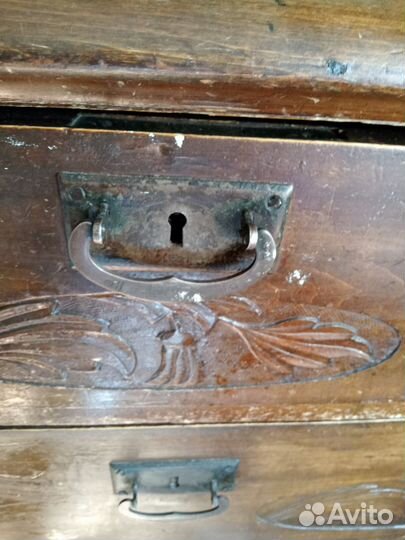 Старинная мебель