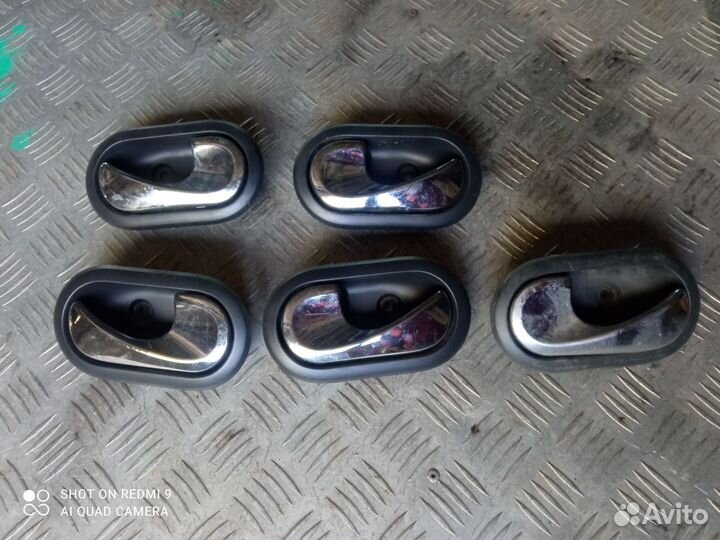 Внутренняя ручка двери Renault Duster