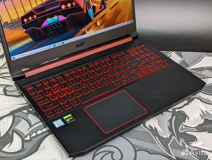 Acer Nitro 5 15 IPS i5-8300H 8GB GTX1050(3) 512SSD