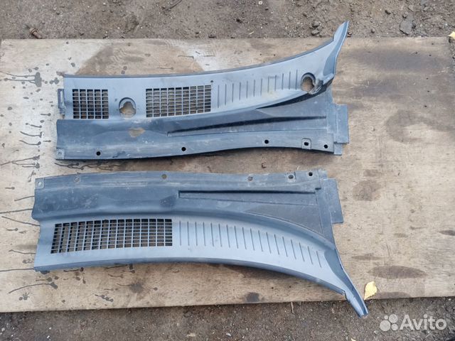 Жабо левое на Киа Каренс 2004 год