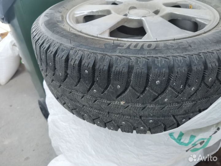 Зимние колеса r15 Bridgestone