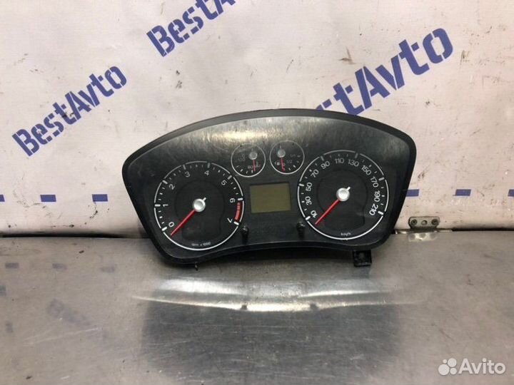 Щиток приборов Ford Fusion универсал fyja 2007