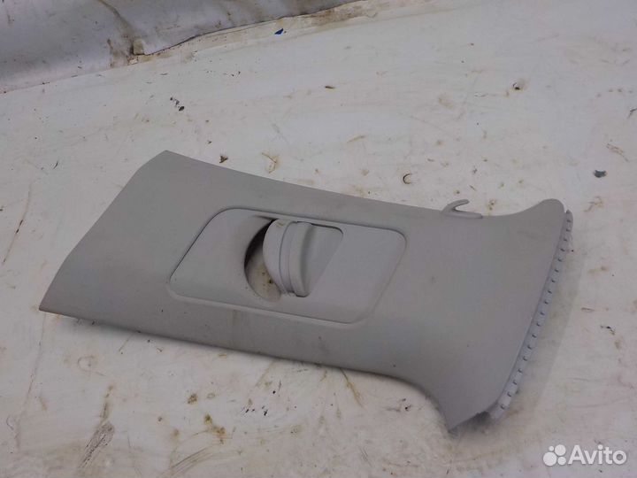 Накладка средней стойки левой Volkswagen Polo