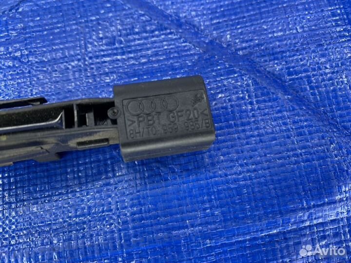 Концевик микровыключатель ручки двери Audi Q7