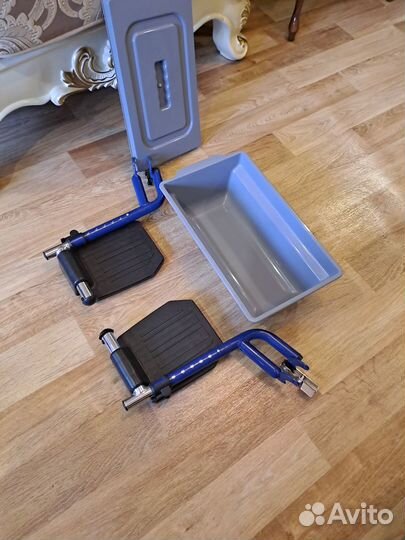 Кресло-коляска инвалидное с санитарным оснащением