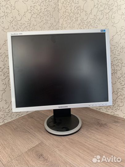 Монитор Samsung syncmaster 204B