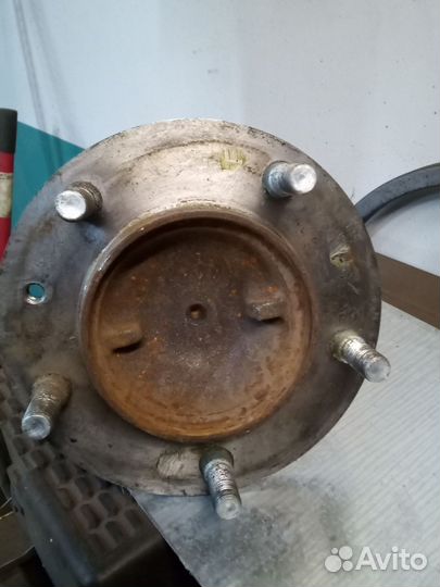 Полуоси Нива