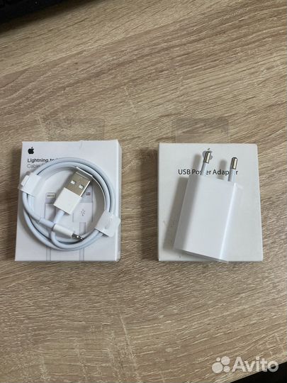 Зарядка на iPhone оригинал