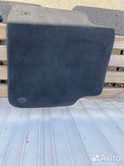 Коврики для Volkswagen Touareg 3 поколения