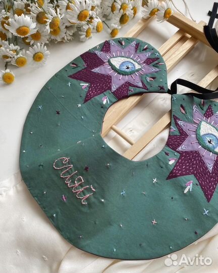 Воротник с вышивкой