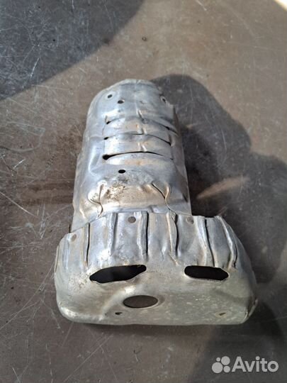 Экран тепловой Skoda Fabia 2