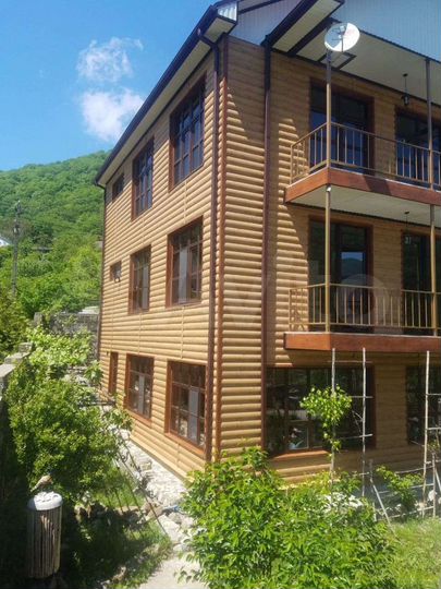 Дом 297 м² на участке 6 сот.