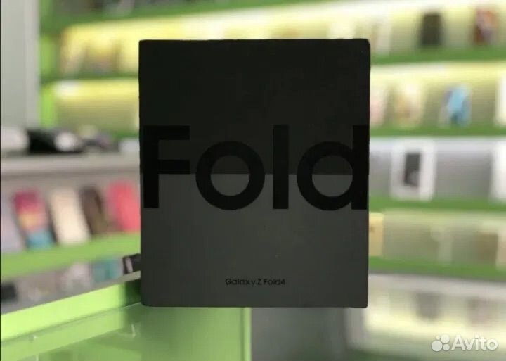 Samsung Galaxy Z Fold4, 12/512 ГБ