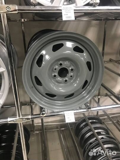 Nokian Tyres Hakkapeliitta 9 185/60 R15 88T