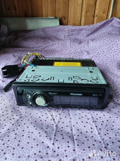 Авто магнитола б/у Pioneer DEH-P55BT