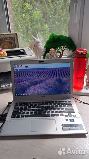 Ноутбук sony vaio i3