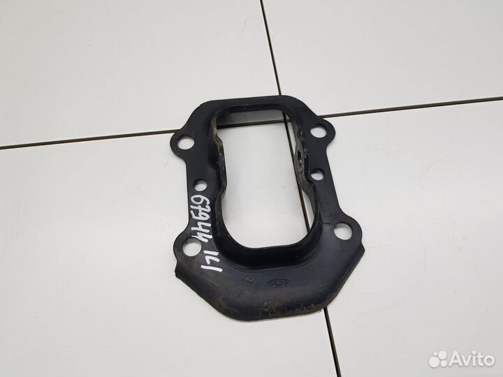 Кронштейн заднего рычага (Chery Tiggo 7 Pro)