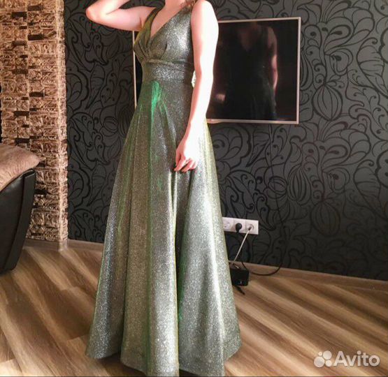 Вечернее платье