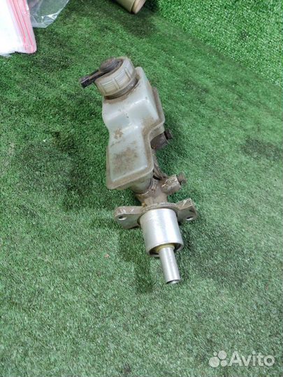 Главный тормозной цилиндр LADA Kalina