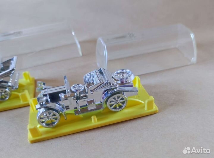 Сувенирные ретро машинки в коробочке СССР