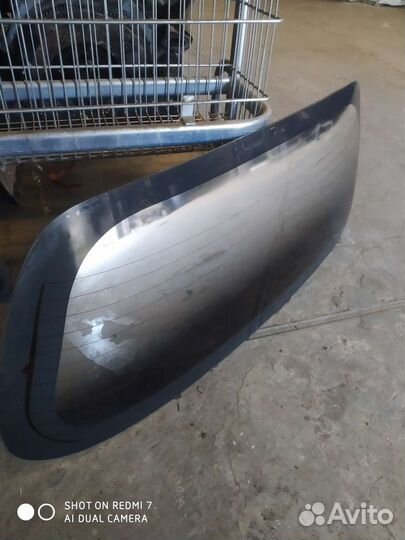 Стекло задней двери багажника Тойота Калдина