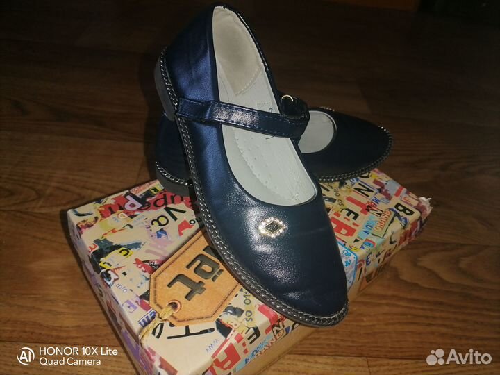 Продам обувь для девочки в хорошем состоянии