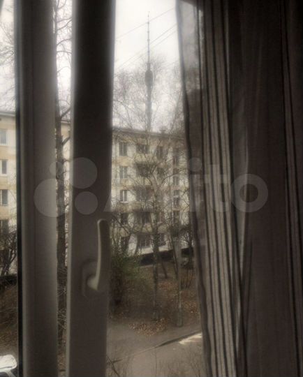 Комната 13 м² в 2-к., 3/5 эт.