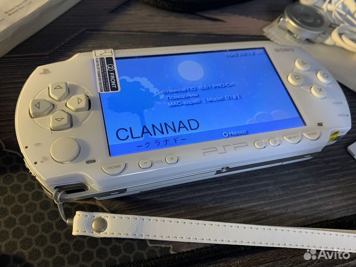 Sony PSP 1004 Ceramic White 64gb 7500 игр (набор)