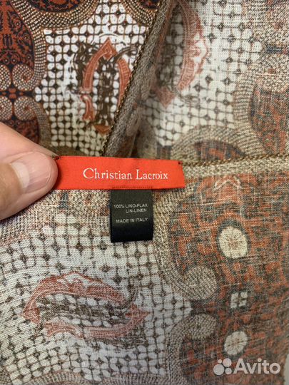 Льняной палантин Christian Lacroix