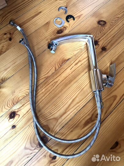 Смеситель для раковины