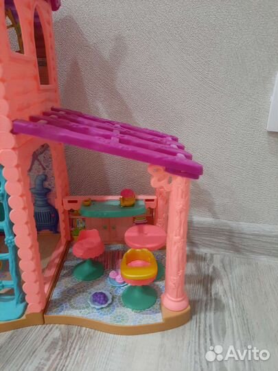 Кукольный домик