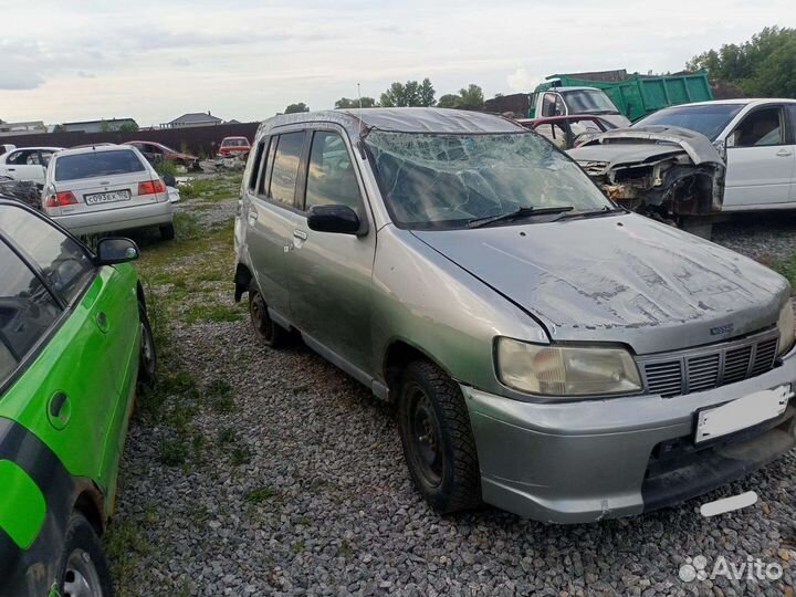 Nissan cube в разборе, 1.3 двиг., АКПП