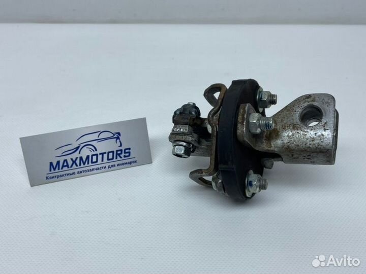 Рулевой кардан Infiniti Qx56 5.6 2010