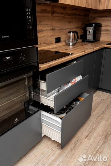 Кухня Валенсия на заказ