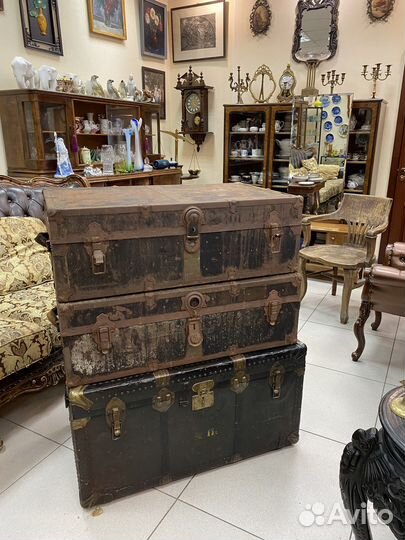 Антикварные сундуки дорожные Америка 19 в