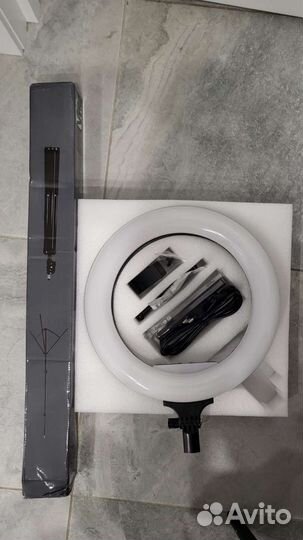 Проф. Кольцевая лампа 32 см со штативом