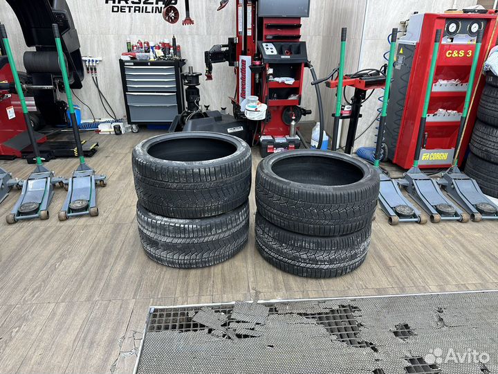 Continental ContiWinterContact TS 860S 275/35 R21 и 315/30 R21