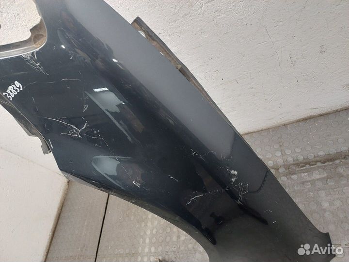 Крыло левое переднее Volkswagen Passat 5