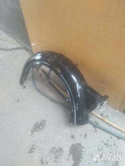 Заднее крыло на мотоцикл