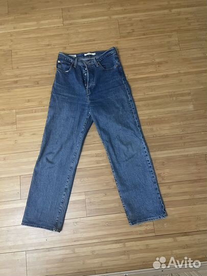 Джинсы женские levis Ribcage Straight us28