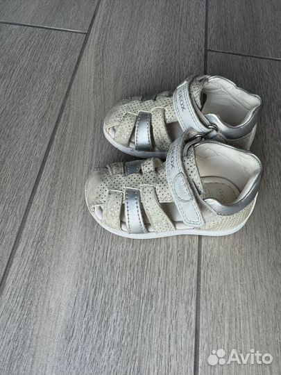 Сандалии для девочки 20 размер geox